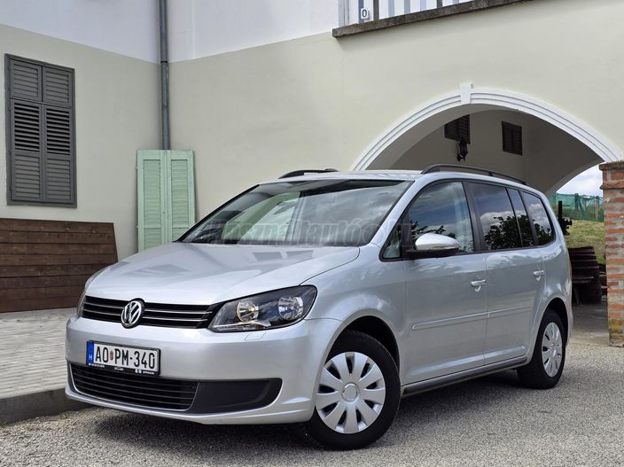 VOLKSWAGEN TOURAN 1.6 CR TDI Comfortline