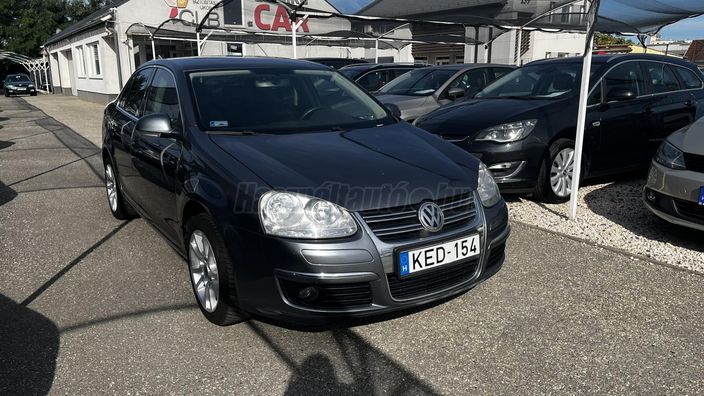 VOLKSWAGEN JETTA V 1.6 Comfortline