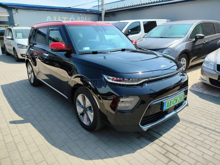 KIA SOUL EV 64kWh Platinum