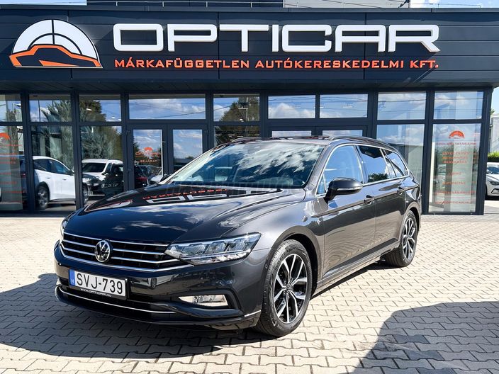 VOLKSWAGEN PASSAT VIII Variant 1.5 TSI ACT Business DSG
