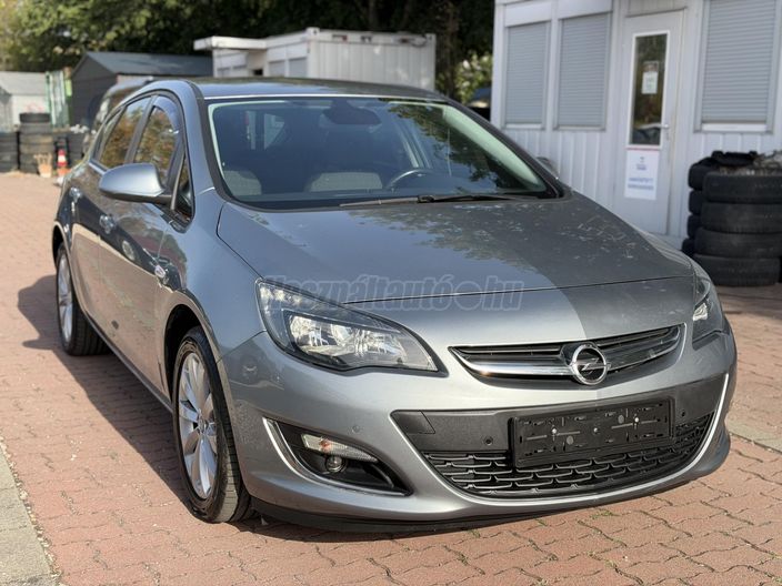 OPEL ASTRA J 1.4 T Active