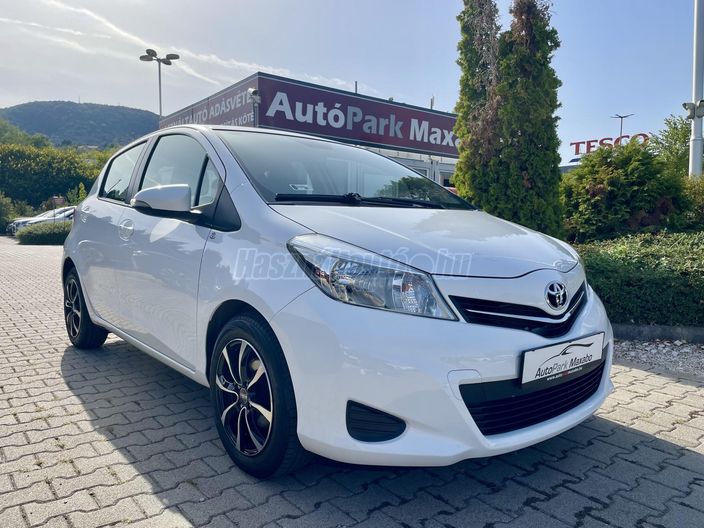 TOYOTA YARIS 1.33 Trend