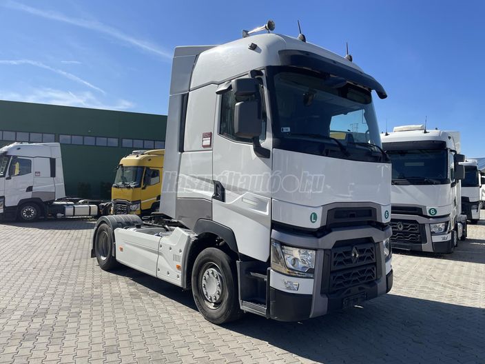 RENAULT T High 520 hidraulikával szerelve