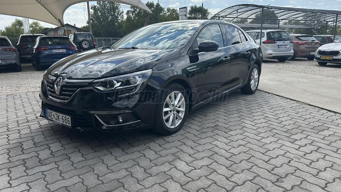 RENAULT MEGANE GrandCoupé 1.5 Blue dCi Intens EDC