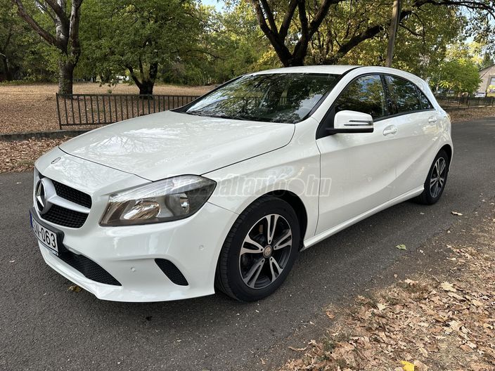 MERCEDES-BENZ A 180 d Style