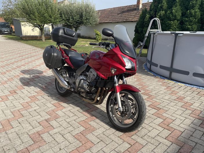 HONDA CBF 1000