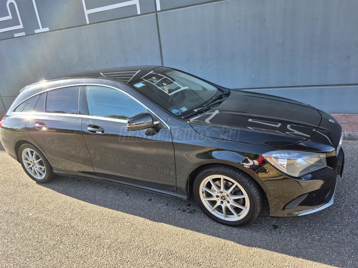 MERCEDES-BENZ CLA-OSZTÁLY CLA Shooting Brake 220 4Matic 7G-DCT