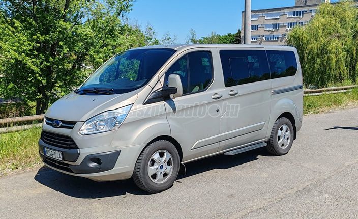 FORD TRANSIT Tourneo Custom 2.0 TDCi 310 L1H1 Titanium (9 személyes )