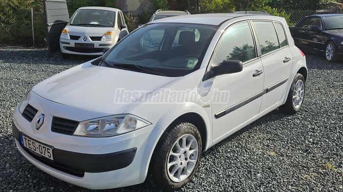 RENAULT MEGANE 1.4 Authentique Plus