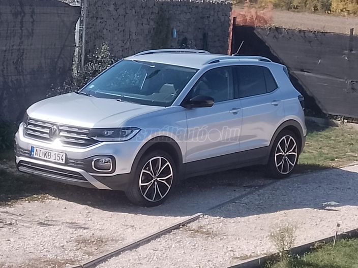 VOLKSWAGEN T-CROSS 1.0 TSI Life DSG