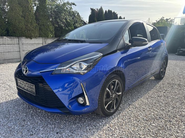 TOYOTA YARIS 1.5 Dual VVT-iE Selection Blue