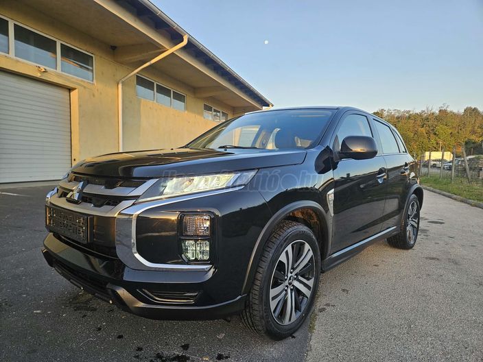 MITSUBISHI ASX 2.0 S-MIVEC Inform