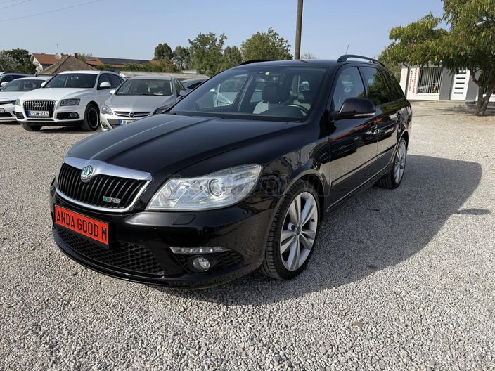 SKODA OCTAVIA Combi RS 2.0 CR TDI DPF EU5