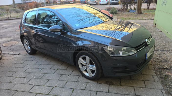 VOLKSWAGEN GOLF VII