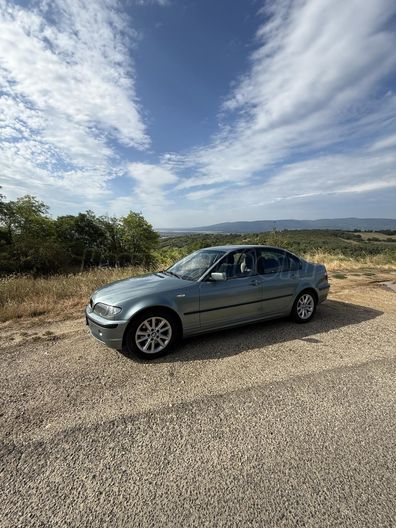 BMW 320