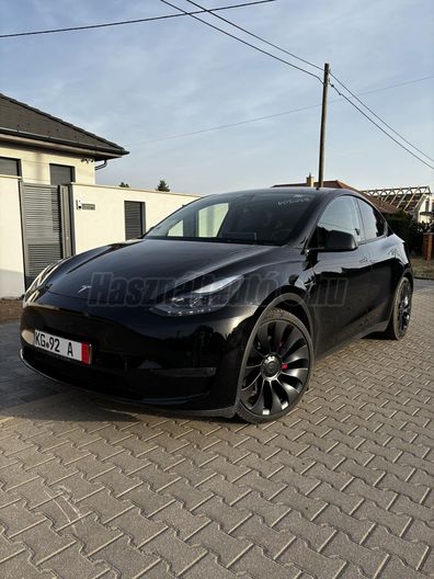 TESLA MODEL Y Performance AWD (Automata)