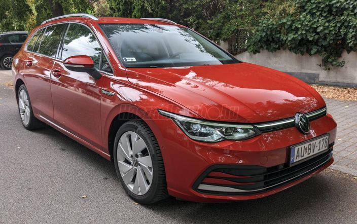 VOLKSWAGEN GOLF VIII Variant 1.5 eTSI ACT Style DSG