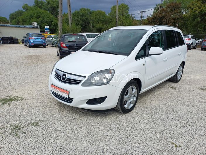 OPEL ZAFIRA B 1.8 Cosmo