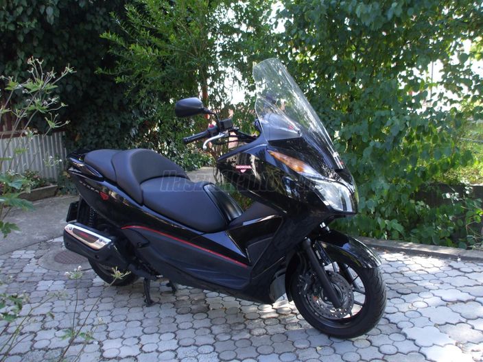 HONDA NSS 300 FORZA