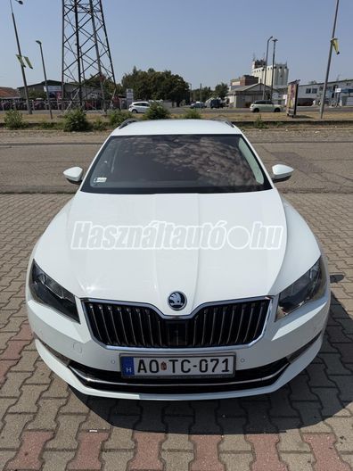 SKODA SUPERB Combi 2.0 TDi SCR Style