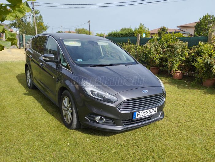 FORD S-MAX 2.0 TDCi Titanium