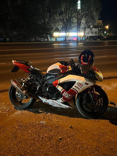 SUZUKI GSX-R 600
