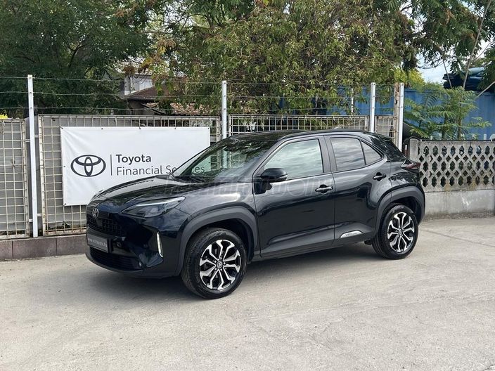 TOYOTA YARIS CROSS 1.5 Hybrid Comfort Style Tech e-CVT