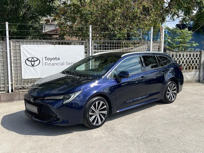 TOYOTA COROLLA Touring Sports 1.8 Hybrid Comfort Style Tech e-CVT