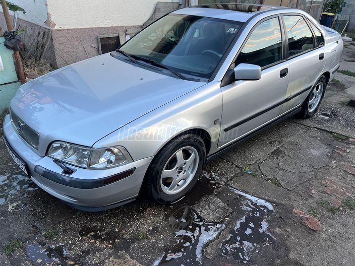 VOLVO S40 2.0 T Sport