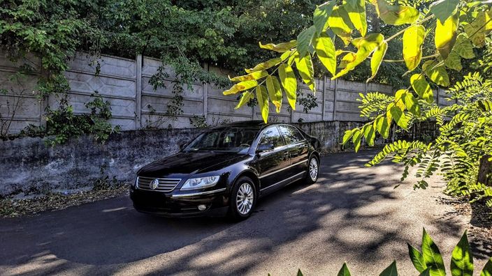 VOLKSWAGEN PHAETON 3.2 V6 (Automata) [5 személy]