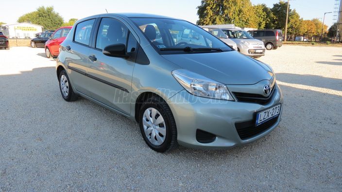TOYOTA YARIS 1.33 Style