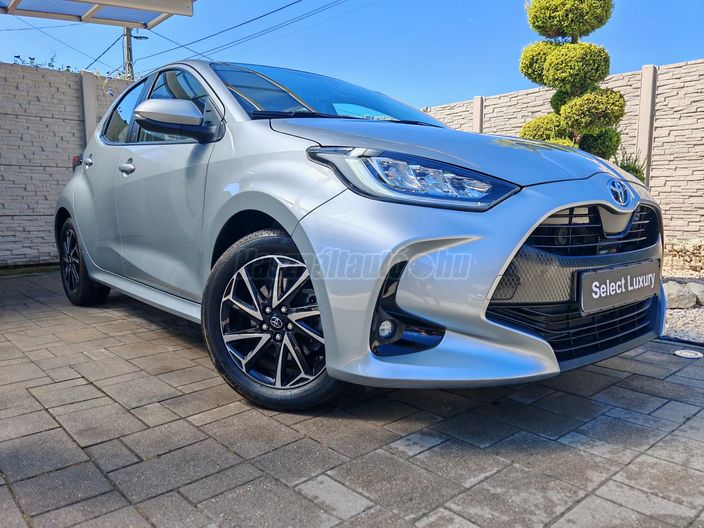 TOYOTA YARIS 1.5 Hybrid Comfort Style e-CVT