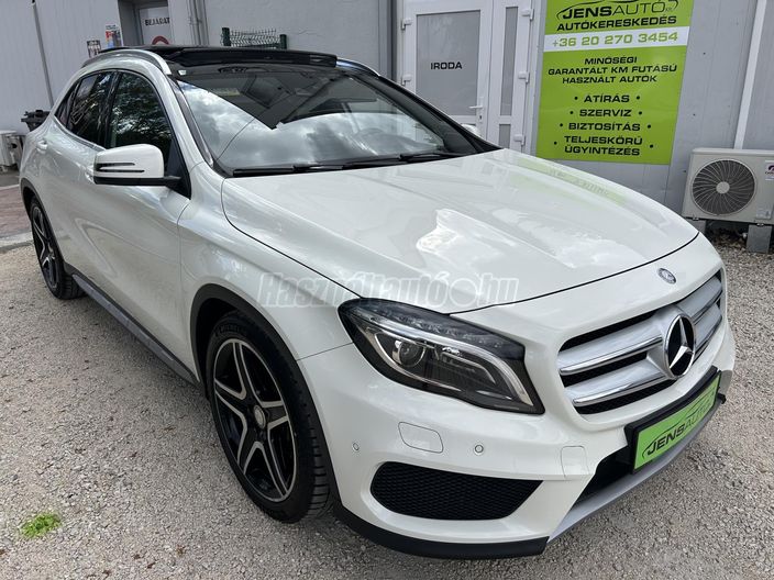 MERCEDES-BENZ GLA 200 AMG Sport 7G-DCT