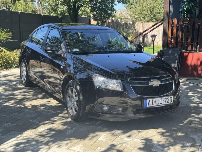 CHEVROLET CRUZE 2.0 D LS Plus