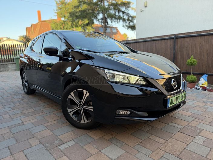 NISSAN LEAF Tekna 40kWh (Automata)