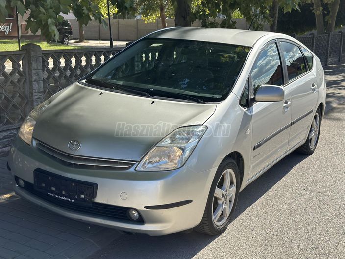 TOYOTA PRIUS 1.5 HSD Sol (Automata)