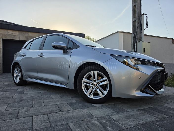 TOYOTA COROLLA 1.8 Hybrid Comfort Tech e-CVT