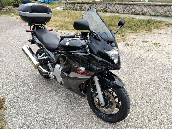 SUZUKI GSX 650 F