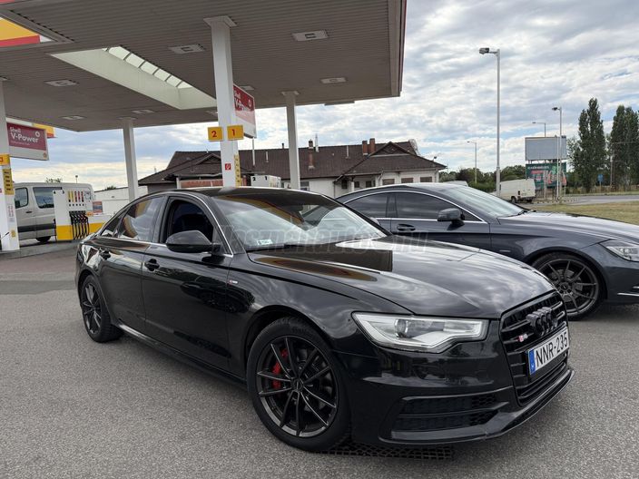 AUDI A6 2.8 V6 FSI quattro S-tronic