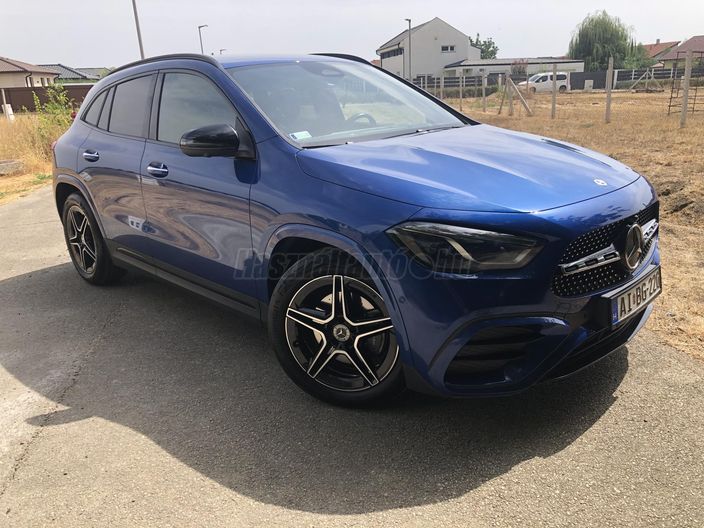 MERCEDES-BENZ GLA 200 d 4Matic AMG Line 8G-DCT
