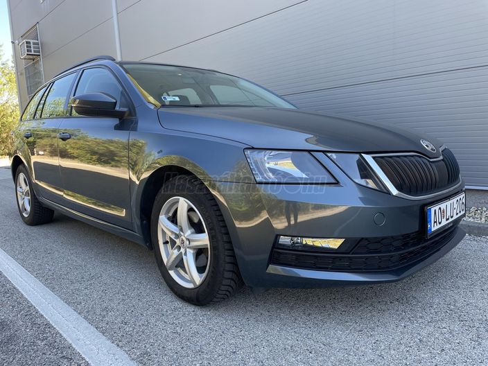 SKODA OCTAVIA Combi 1.6 CR TDI Ambition