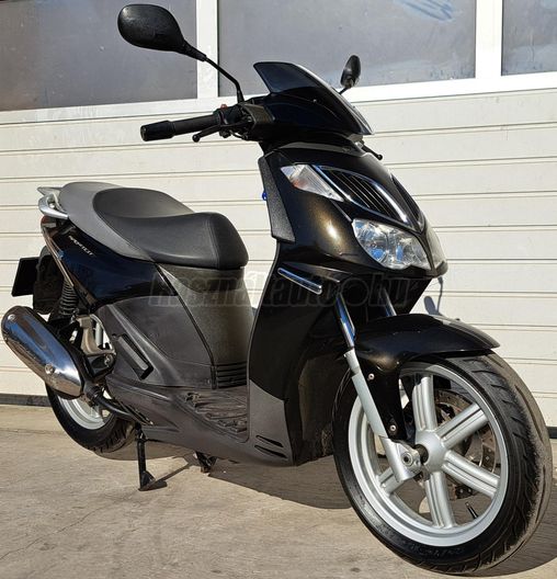 APRILIA SPORT CITY CUBE