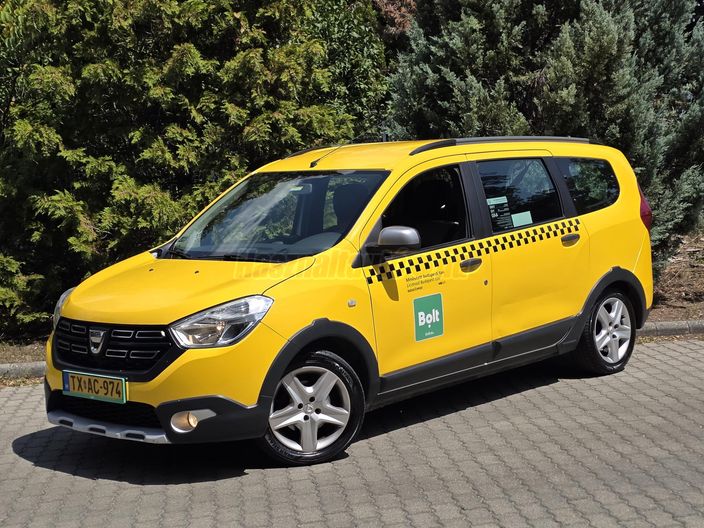 DACIA LODGY 1.5 Blue dCi Stepway (7 személyes )