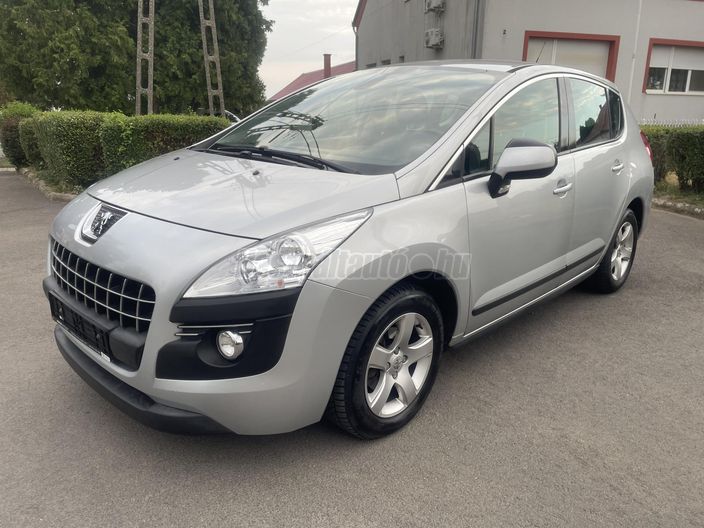 PEUGEOT 3008 1.6 HDi Confort Pack