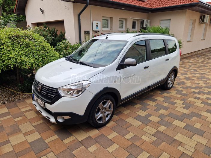 DACIA LODGY 1.5 Blue dCi Stepway (7 személyes )