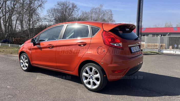 FORD FIESTA 1.4 Colourline