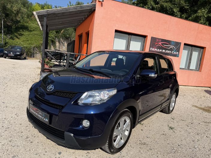 TOYOTA URBAN CRUISER 1.4 D-4D Sol AWD