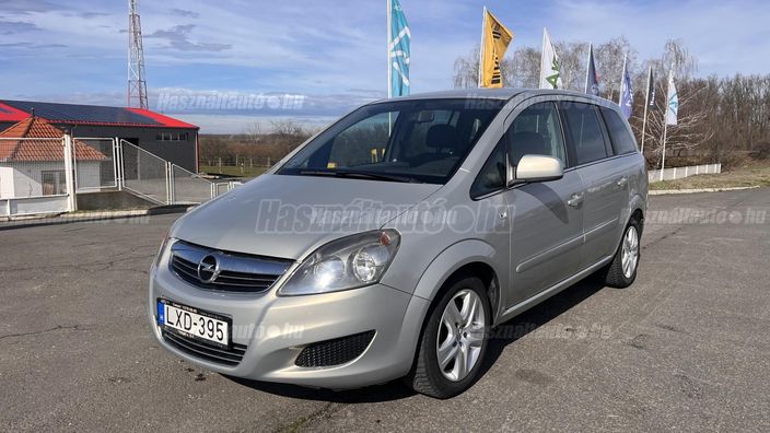 OPEL ZAFIRA B 1.7 CDTI Cosmo