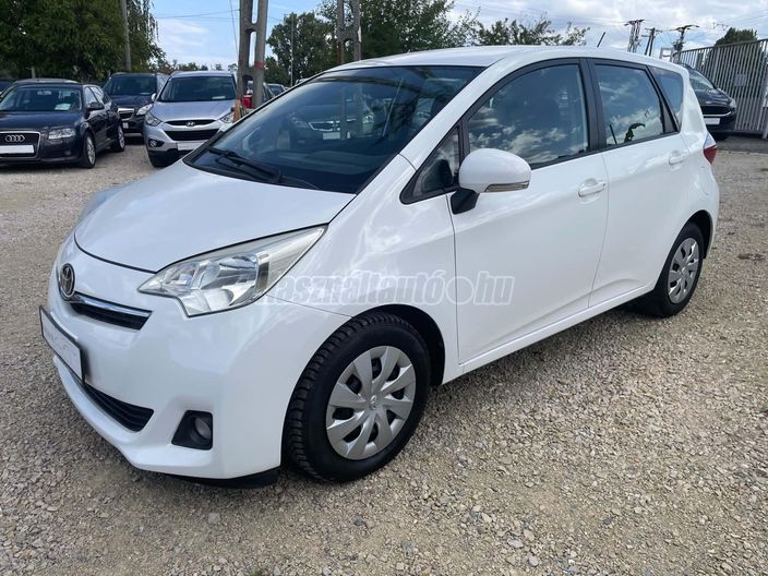 TOYOTA VERSO-S Verso S 1.33 VVT-i Club