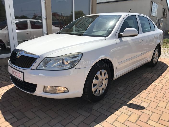 SKODA OCTAVIA 1.6 Ambiente